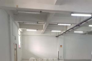 福城章閣社區(qū)章閣路新空出樓上183平米輕工業(yè)廠房業(yè)主招租